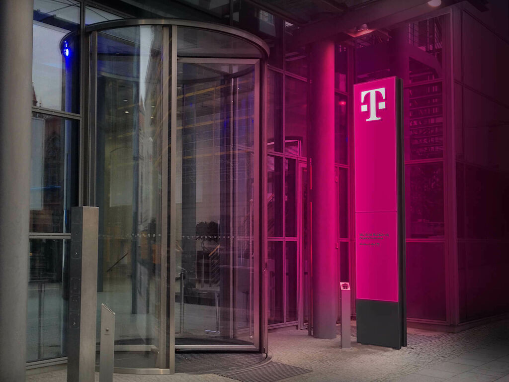 MDDUS_DTAG_Signage15