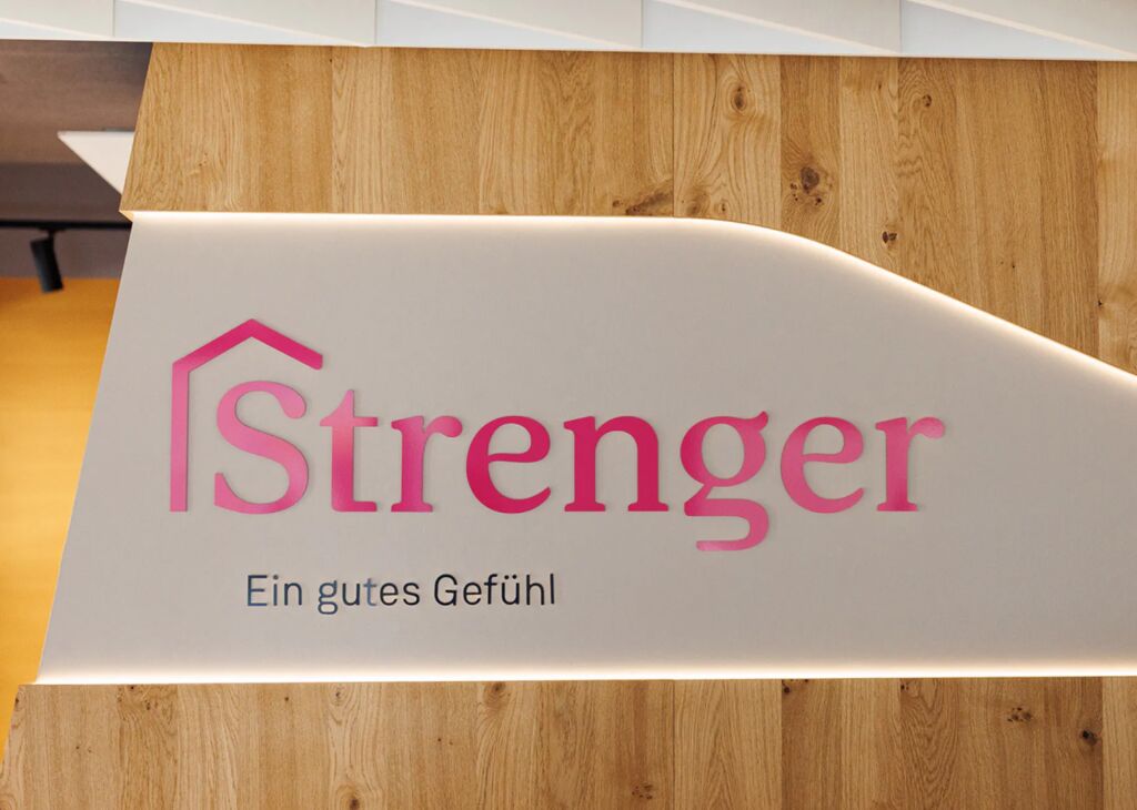 08 Strenger logo 3 D