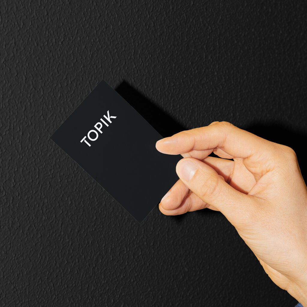 TOP Case Images 24102311