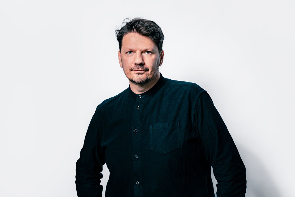 2023 11 30 Meta Design Anastasios Koupantsis4958 ret Medium Size