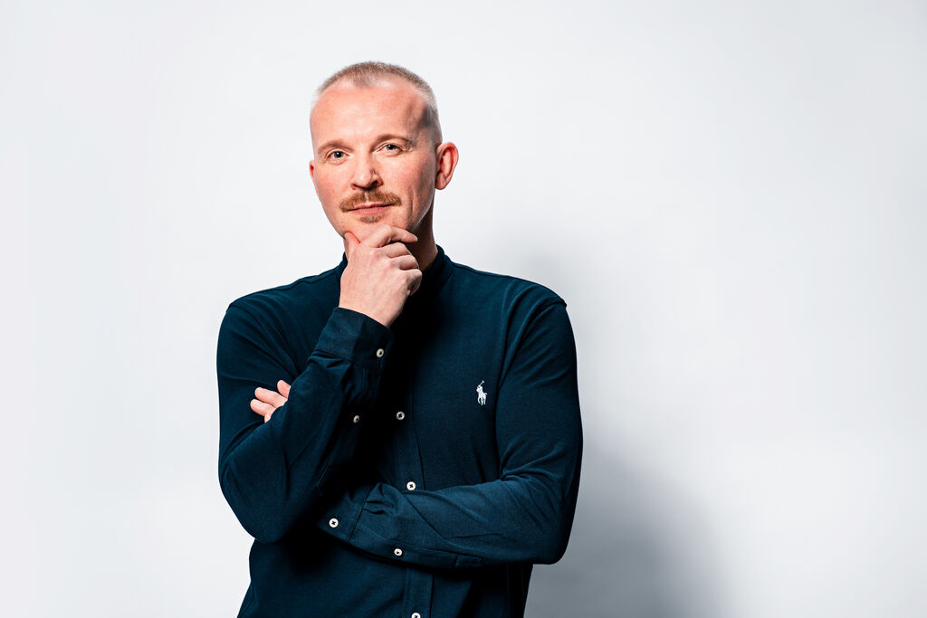 2023 11 30 Meta Design Sebastian Gorzawski5969 ret Medium Size